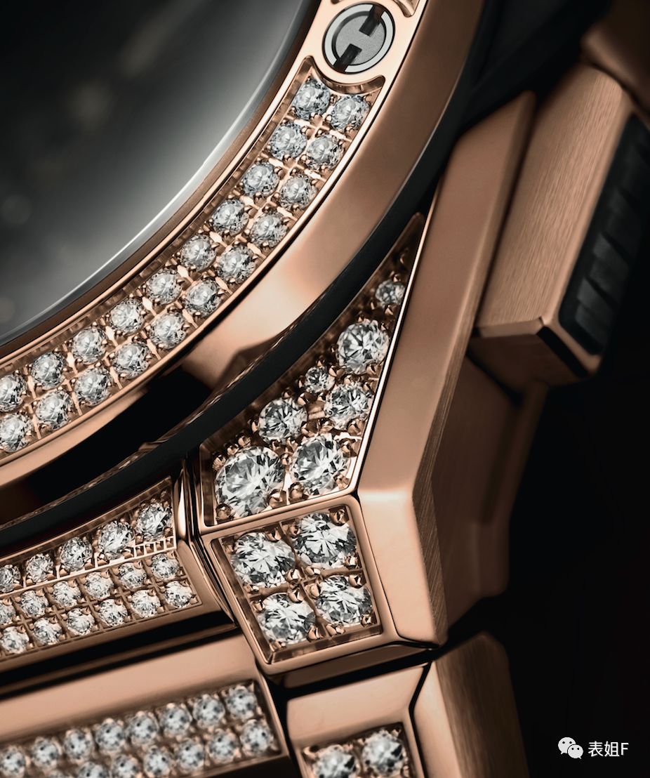 手表卡地亚和宝格丽哪个档次高,宝格丽手表和浪琴哪个好