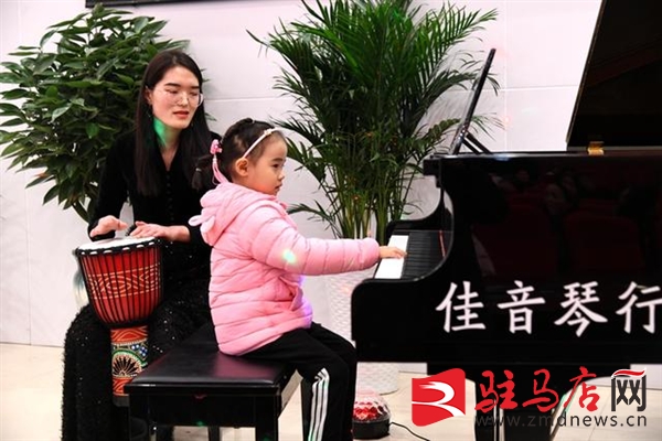 佳音琴行举办教学成果汇报暨新春音乐会