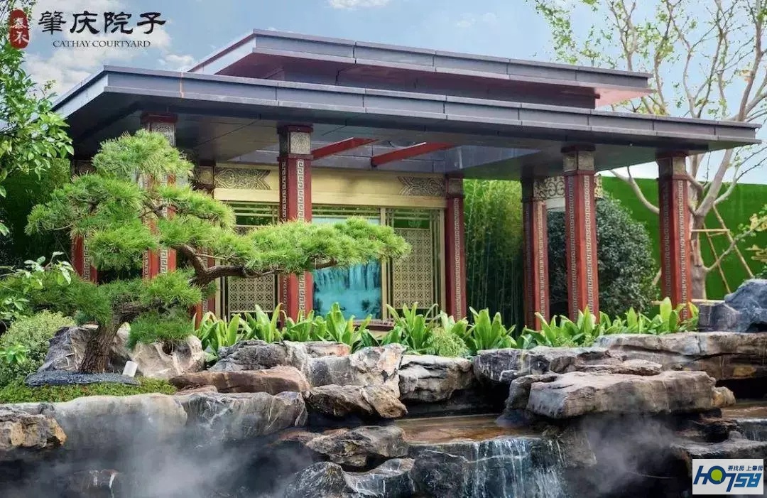 连顶豪都要靠“抢”？8000亩大湖，270°环幕景观