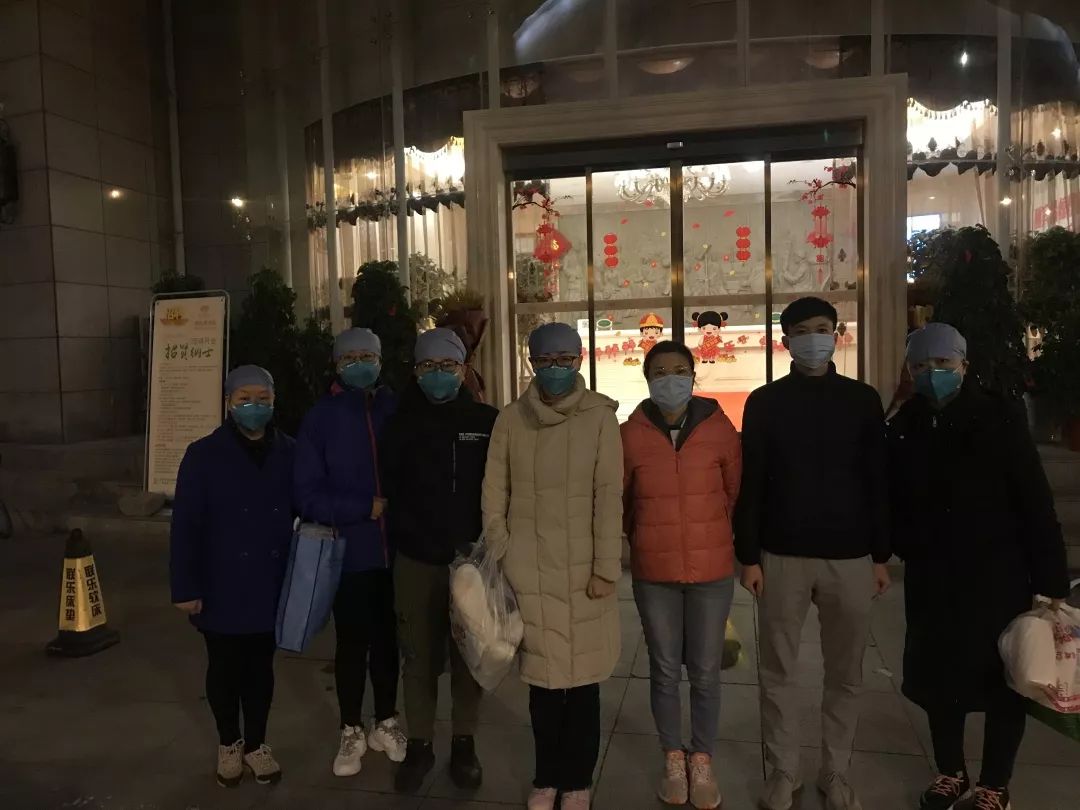 武汉重症医生人数,医护人员重症患者