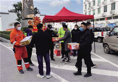 一承诺两告知坚决打赢防控阻击战,万众一心坚决打赢疫情阻击战