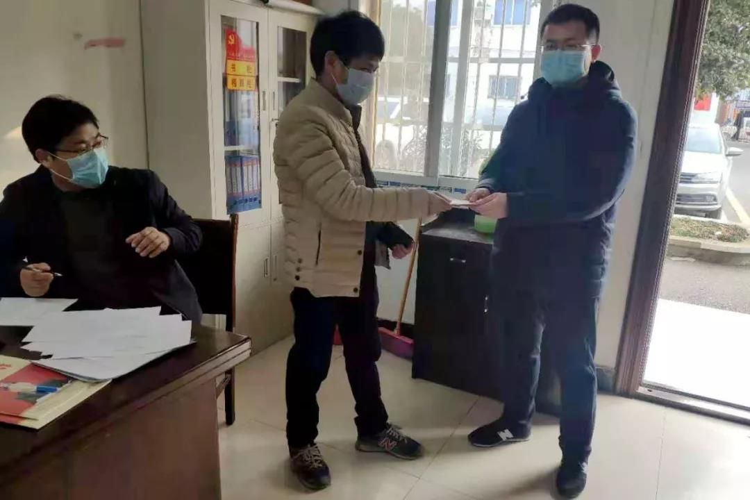 信阳：*产党共**员战“疫”日记之四