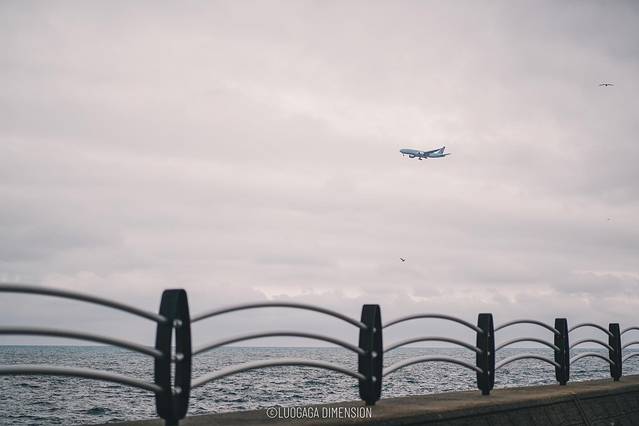济州岛旅行遇到下雨,日记三年级海边游玩