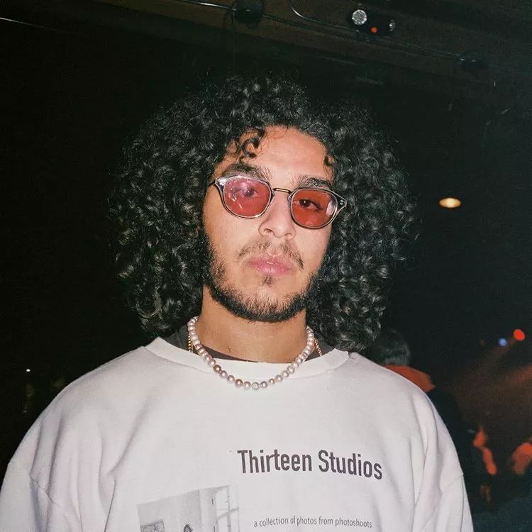 赶紧入手|一起做个戴珍珠项链的*男美**纸