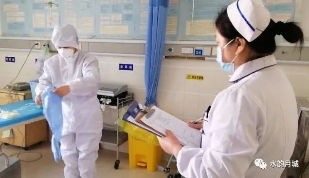 强技能、固防线中医肝胆医院组织防护技能大练兵