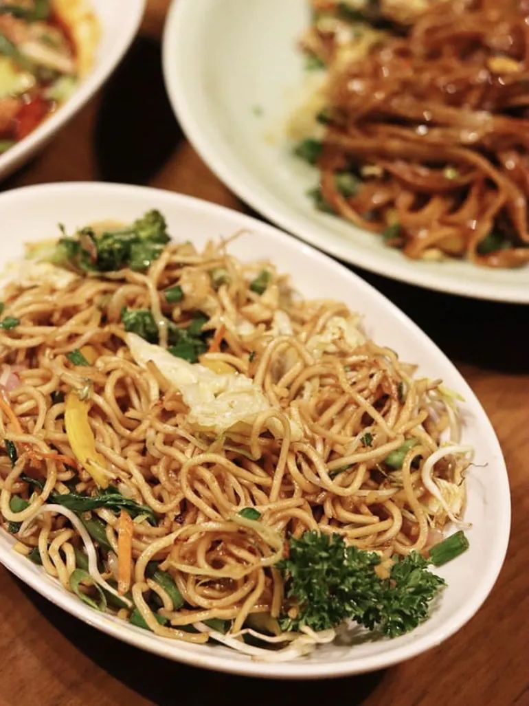 日常生活中的时尚博主,一个居家上班的博主