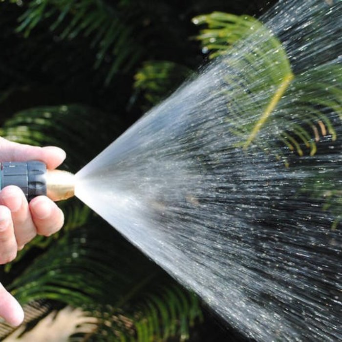 自己在家正确洗车方法不伤车漆,汽车洗车诀窍有哪些呢