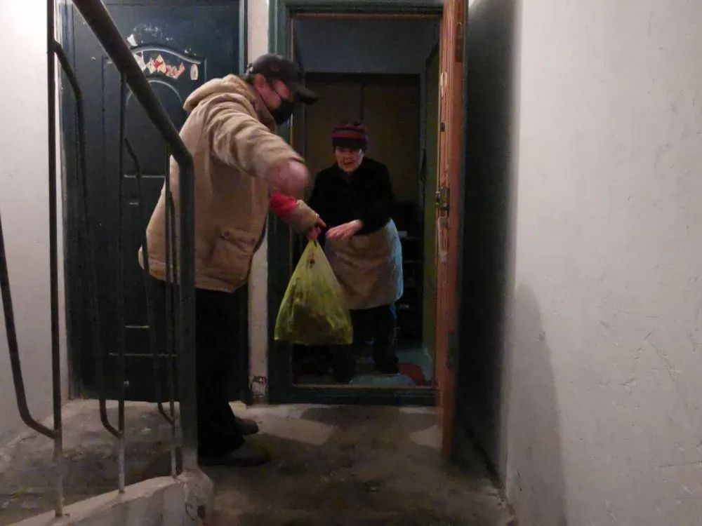 抗疫工作者感谢民众关心,关爱抗疫一线人员