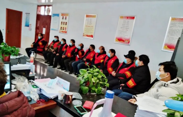 遂平：学雷锋做表率，我们在行动