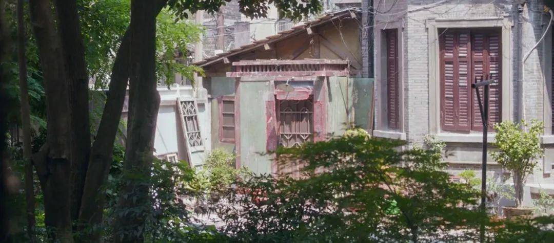 揭秘天价房交易，上海1.5亿豪宅主人现身