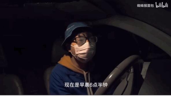 从专业团队到手机直拍的“武汉”，他们都在记录和传递真与信