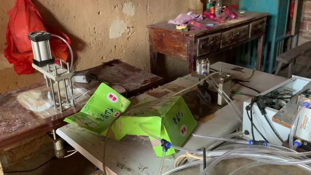 银行员工骗取钱判几年 (漏税1500万被判刑)