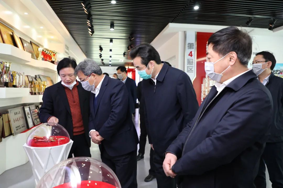 江苏省政府发布一批人事任免；再放大招！南京将发放3.18亿元消费券丨苏商这一周