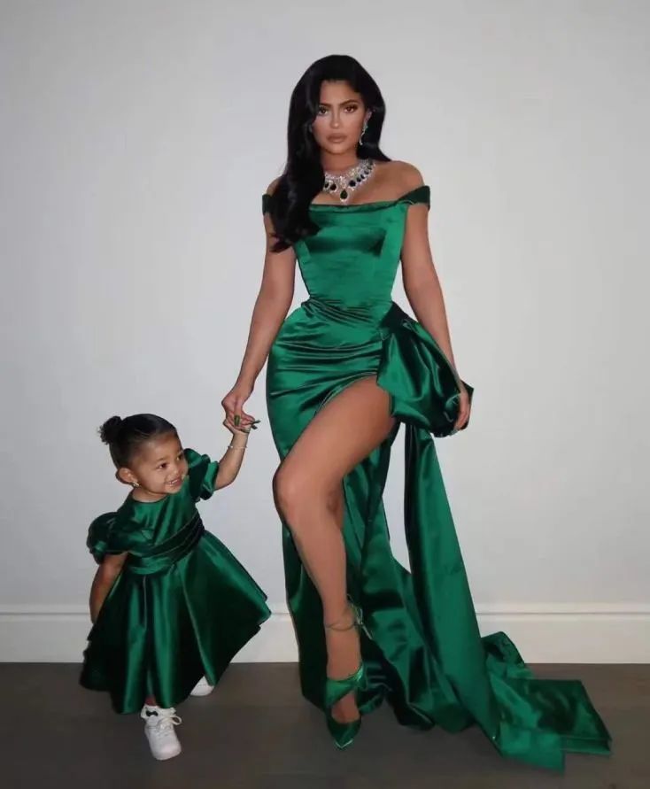 2岁穿高定、LV定制小零食...跟她比李湘王菲的闺女也只是平民…