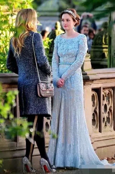 “如果没有一双CL红底鞋，就不要说自己时髦”