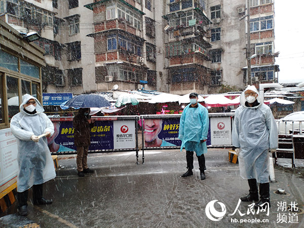 下沉社区值守干部注意事项,居民的嘘寒问暖让下沉干部感动