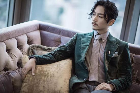 不会修眉毛怎么学,自己修眉毛怎么学