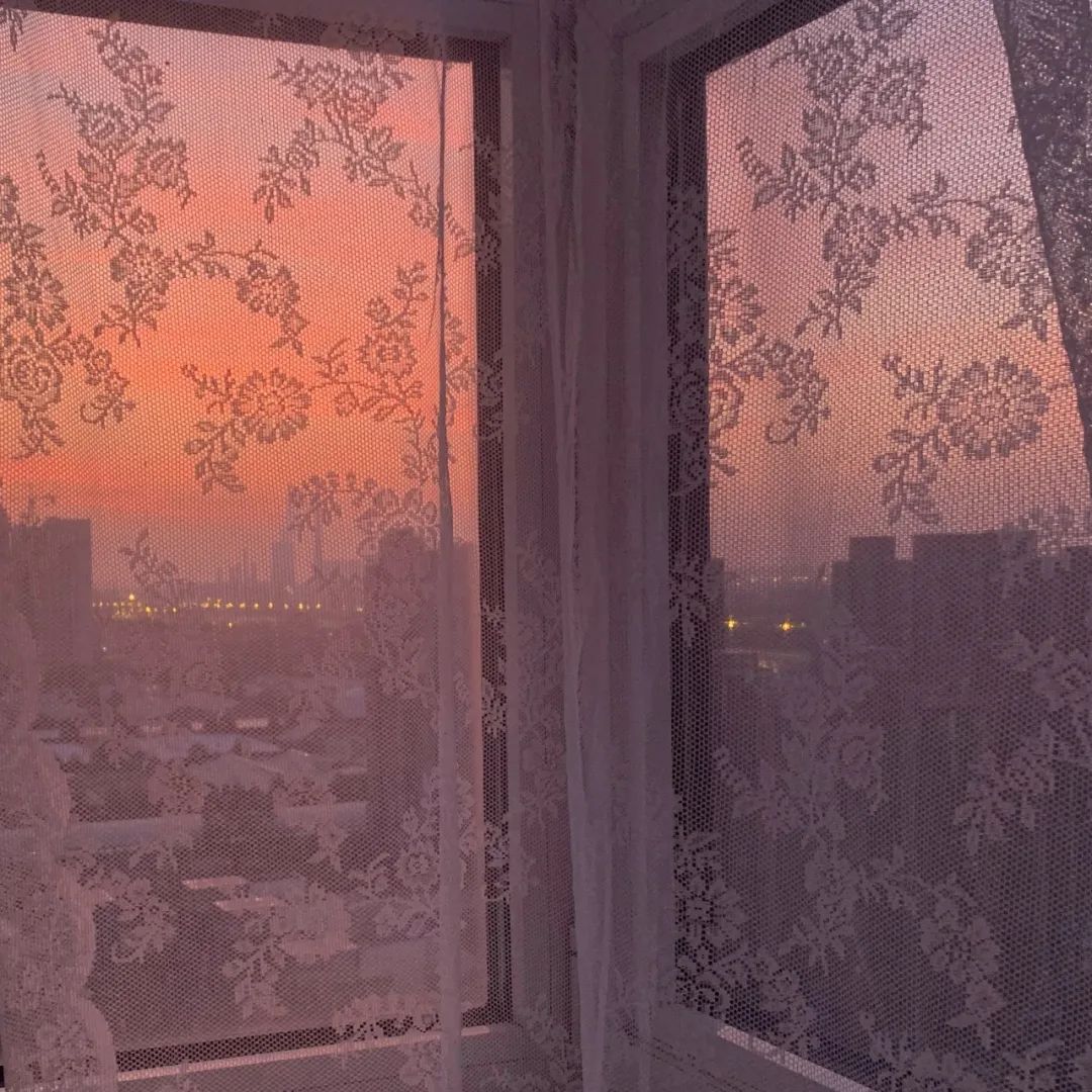 终于，我们也要出卖私生活了