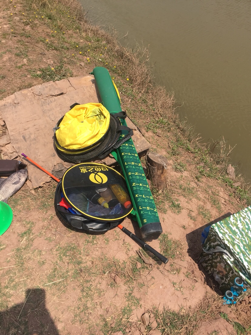 身着战袍,穿上节日盛装为祖国庆生