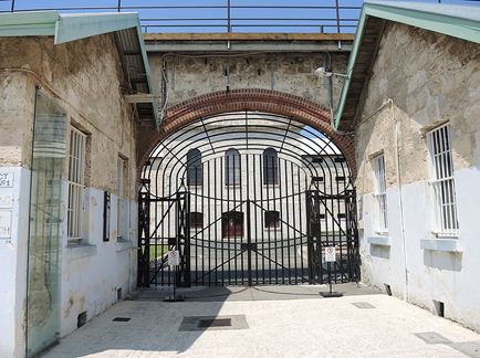 中本聪币和中本聪本人有什么关系,中本聪创造比特币帖子