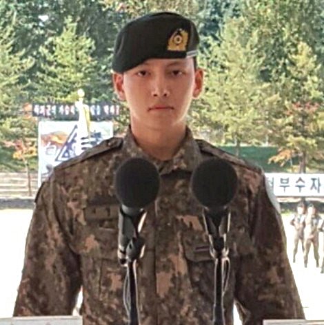 池昌旭出道10年,池昌旭从小到大的经历