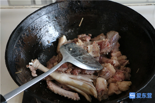 腊鹅肉炖春笋,咸鹅炖春笋的做法大全