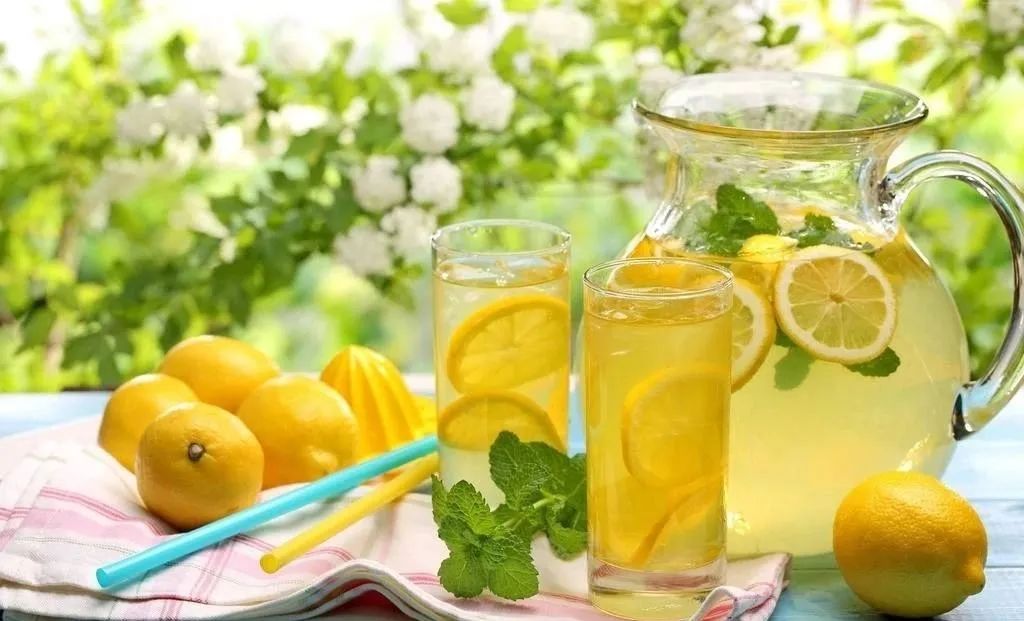 科普口罩的正确处理方式,戴口罩有股酸臭味什么原因