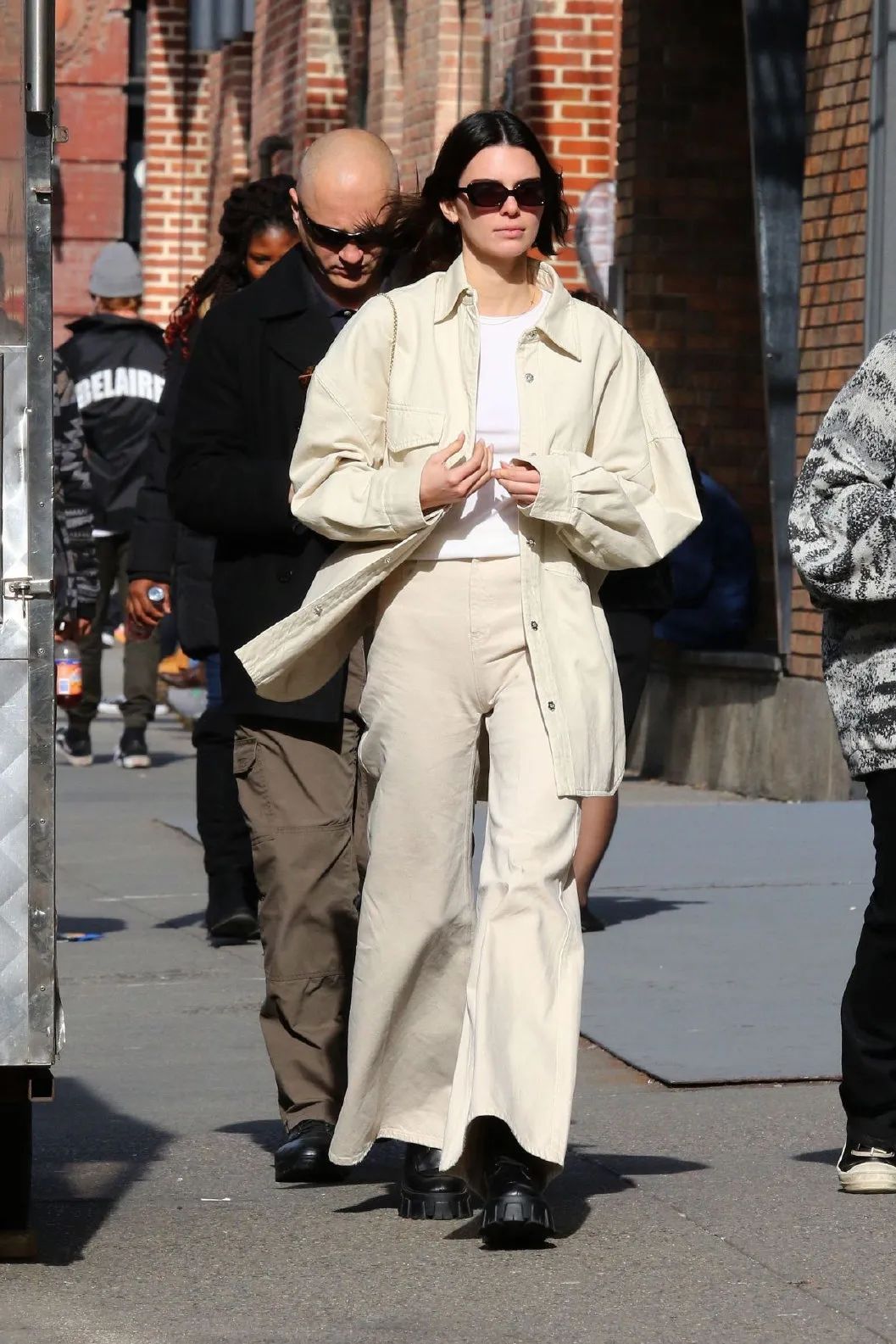 杨幂刘诗诗她们帅起来基本上没男人什么事了