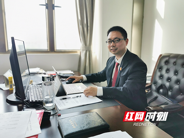 红网：用奋斗写芳华！雁峰区法院有这样一位“良哥”