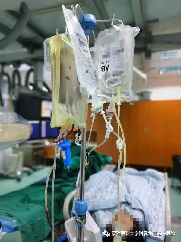 顺产6斤女宝宝生产过程痛不欲生,生完宝宝后大出血