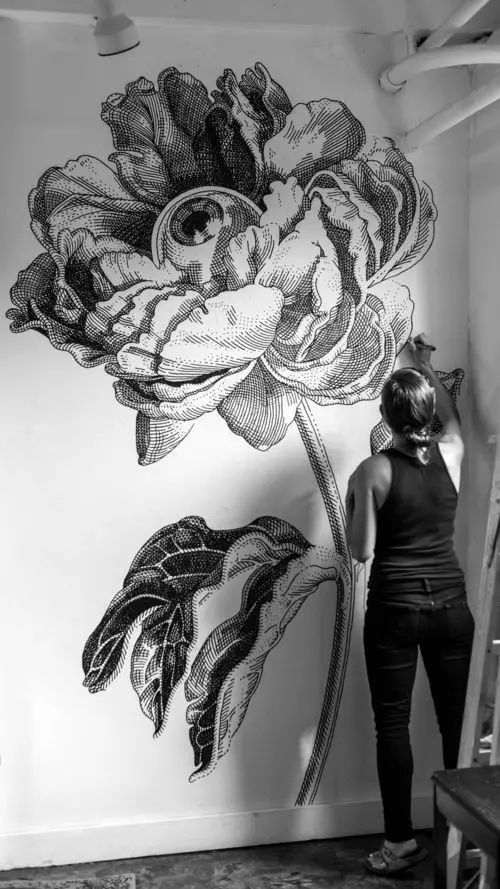 儿童卧室简单墙画手绘,留一面水泥墙