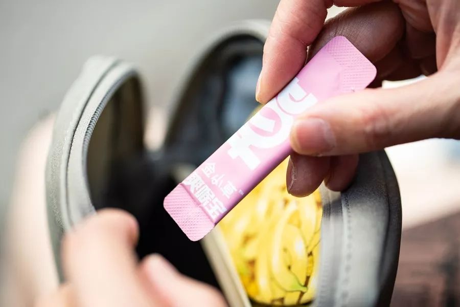 梧桐毛毛和杨絮,梧桐毛絮满天飞找谁