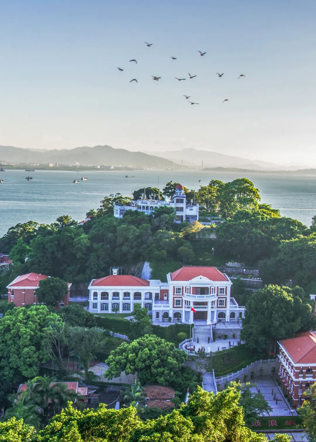 去厦门值得住鼓浪屿吗,鼓浪屿日光岩值得上去吗