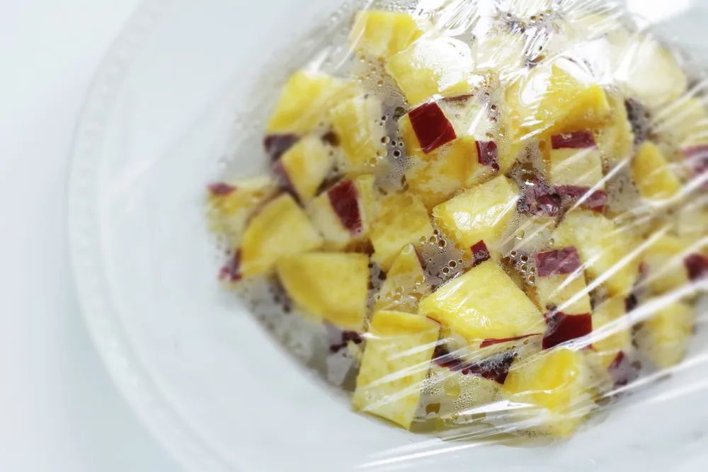 保鲜膜到底该如何正确使用,别再用普通的保鲜膜了