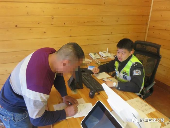 百日行动丨“我这证肯定是真的，假的我当场撕了！”使用伪造行驶证，记12分，还要拘留