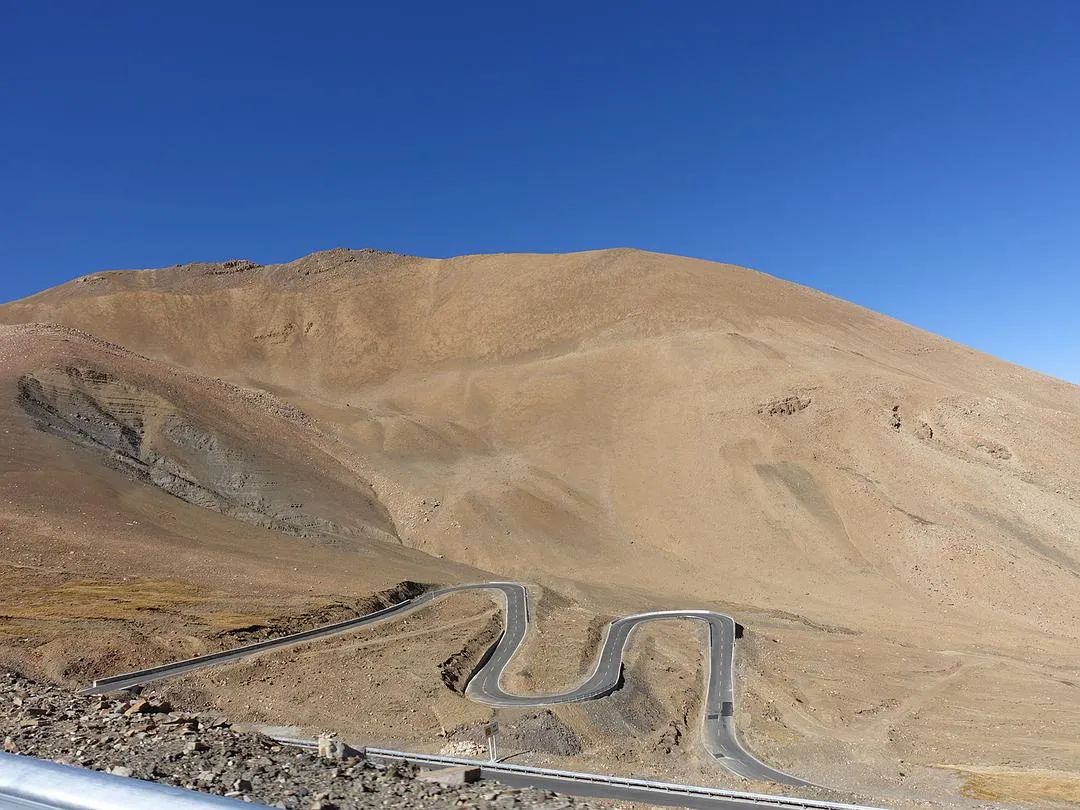 从日喀则出发珠穆朗玛峰旅游,日喀则能看到珠穆朗玛峰吗