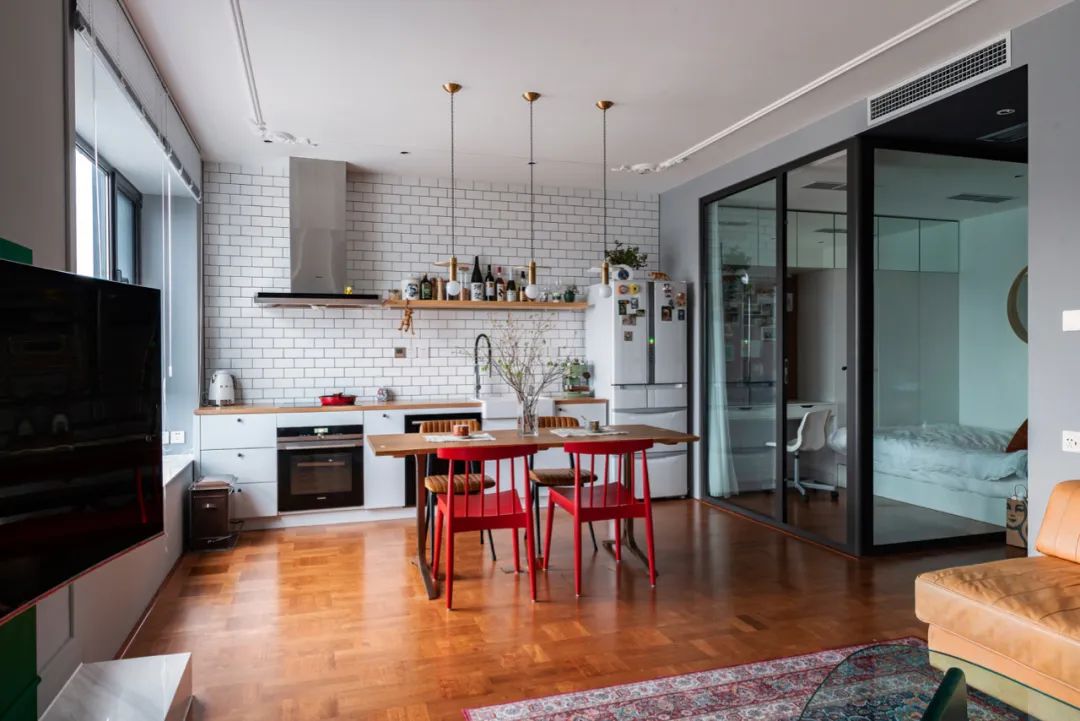 6平米无窗小卧室怎么布置,小平米无窗小卧室