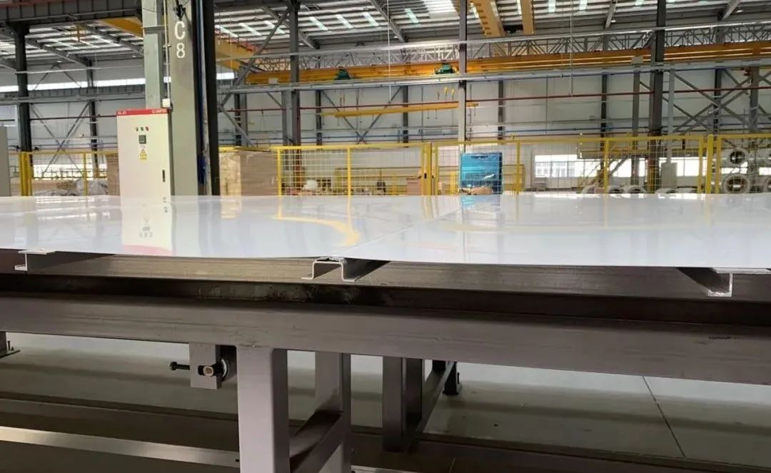 宏昌天马冷藏车厂家在哪里,江苏宏昌天马9.6米冷藏车