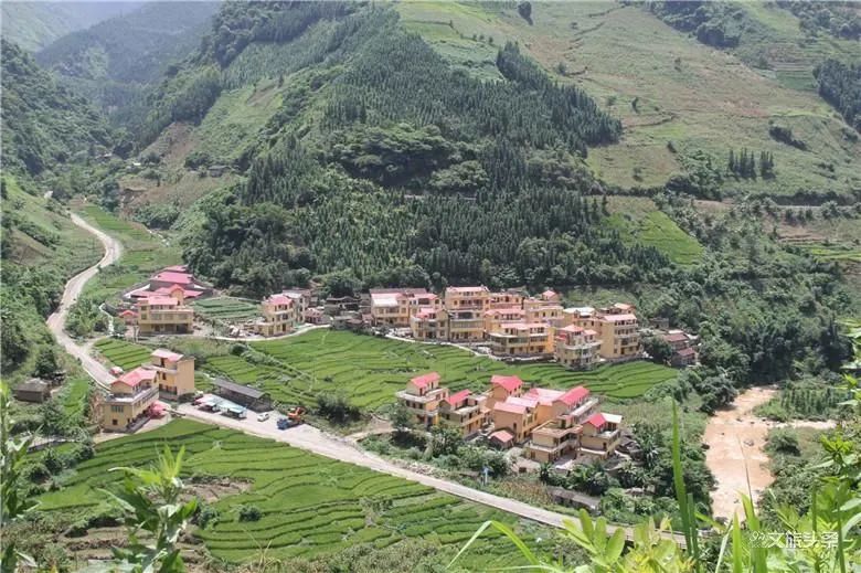 红河州傣族村寨,红河州民族特色地方