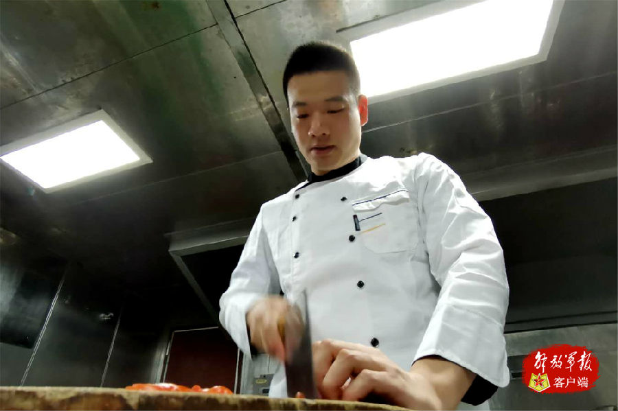 致我最亲爱的:对不起,我是舰艇兵,不能陪你过节了