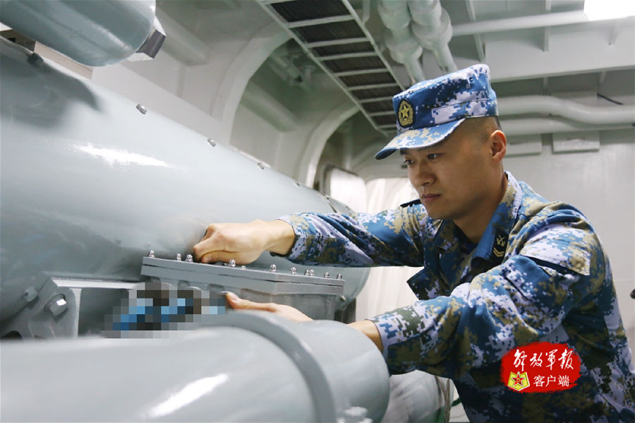 致我最亲爱的：对不起，我是舰艇兵，不能陪你过节了