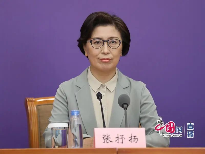 国务院联防联控机制就北京协和医院援鄂医疗队援鄂抗疫等情况举行发布会