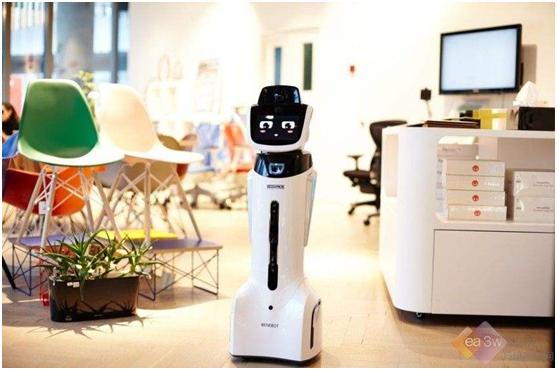 深入了解人工智能机器人,走近机器人感受新技术