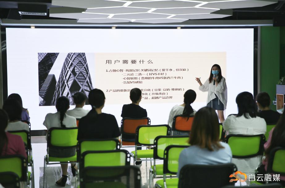 买皮具去哪个网站,广州白云皮具零售