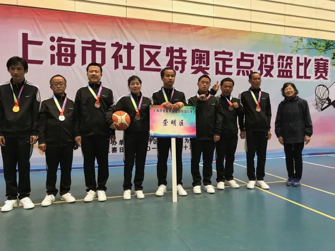 求助，我的哥哥“年纪”比我小，我要照顾他