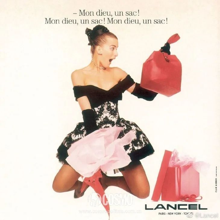 宋祖儿的包包里有什么,宋祖儿包包里面的东西