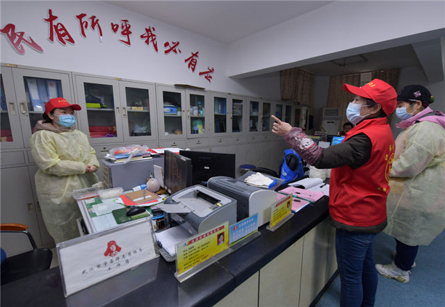 坚持不懈坚决打赢疫情防控阻击战,众志成城抗击疫情风雨无阻向前行