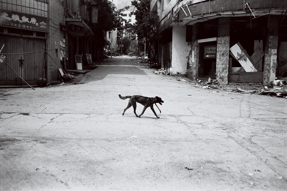 摄影师｜罗怀学：沉于水底永恒的故乡，用摄影向它告别