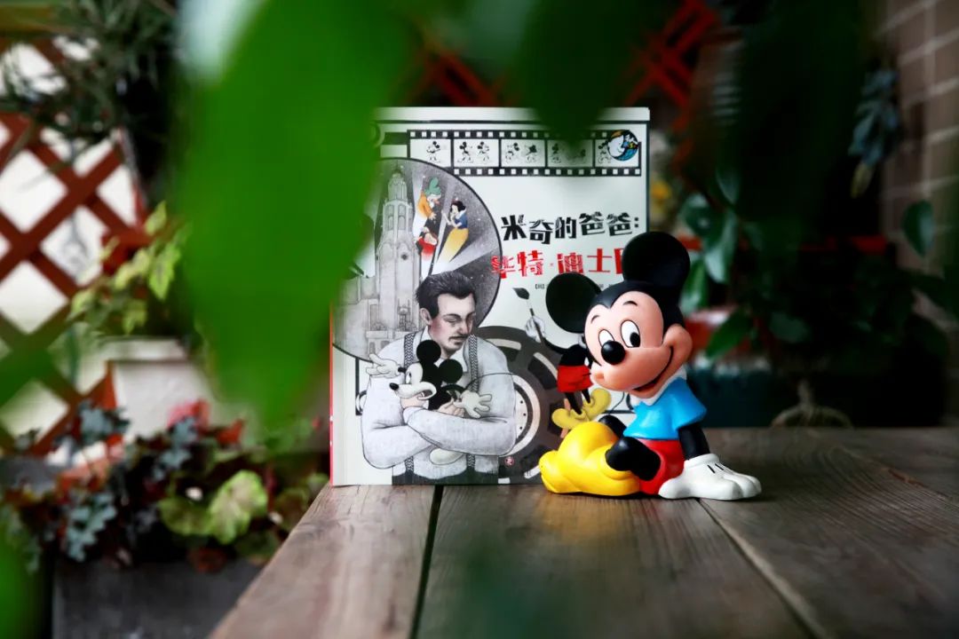 孩子必听的100个名人故事,榜样的力量事例50字