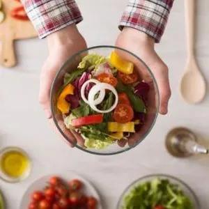 教你4招轻松应对风湿性关节炎痛,用什么方法缓解风湿